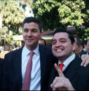Bello solo va a juntar fotos con Peña como lo hacía “Nenecho”, dice concejal - Nacionales - ABC Color