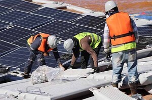Itaipú finaliza instalación de paneles solares en su Planta Flotante | DIARIO PRIMERA PLANA