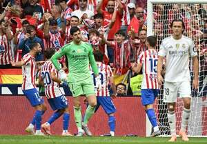 Atlético Madrid goleó en el derbi y dejó sin invicto a Real Madrid - Fútbol Internacional - ABC Color
