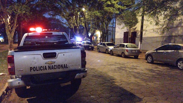 Intento de feminicidio: Mujer lucha por su vida tras ser atacada con cuchillo por su ex pareja en PJC
