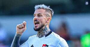 La Nación / Pipa Benedetto se olvidó de los goles