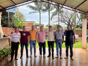 RUBÉN VÁZQUEZ LANZA SU PRECANDIDATURA A LA INTENDENCIA DE ALTO VERÁ CON FUERTE RESPALDO