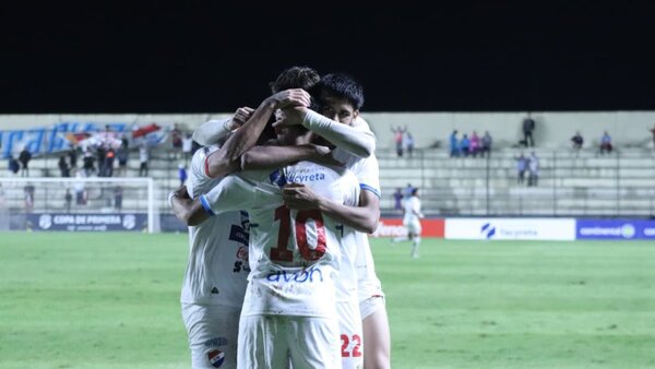 Nacional se mete en la pelea