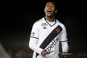 Vasco vence a Cruzeiro y le da una mano a Flamengo - Fútbol Internacional - ABC Color