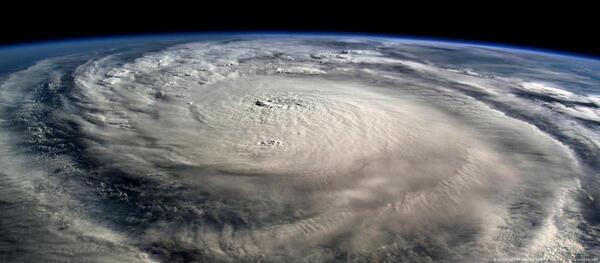 La posible tormenta tropical Imelda amenaza al sureste de EE.UU. con lluvias intensas y vientos desde el lunes