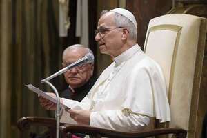 El papa lamenta la miseria de pueblos enteros y alerta que el beneficio pisotea la caridad - Mundo - ABC Color