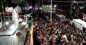 India: Estampida en mitin político de popular actor deja 36 muertos y 40 heridos
