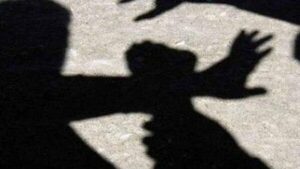 Hombre apuñaló a su expareja: Tenía prohibido acercarse