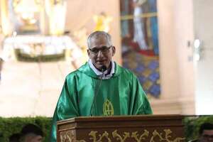 “Cuando el Estado no cumple con sus responsabilidades hacen sentir al pueblo como un Lázaro”, dijo sacerdote en Caacupé  - Nacionales - ABC Color