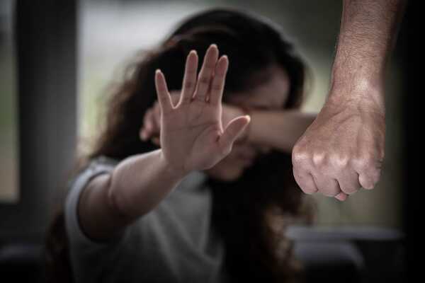 Mujer lucha por su vida tras ser víctima de un supuesto de intento de feminicidio | Unicanal