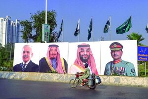 Arabia Saudí y Pakistán pacto de defensa con paraguas nuclear