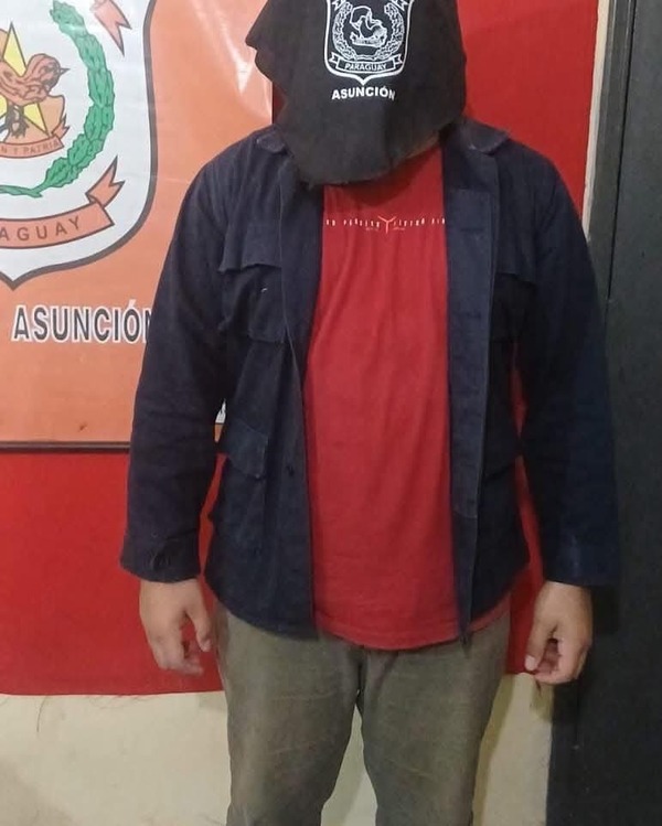 Manifestación de la Generación «Z»: Policía detiene a personas con cuchillos
