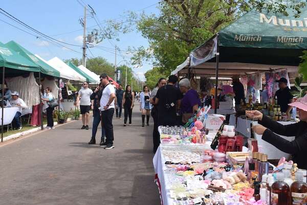 Aty Guasu Paraguarípe: una feria que impulsa el turismo interno y a los emprendedores - Nacionales - ABC Color