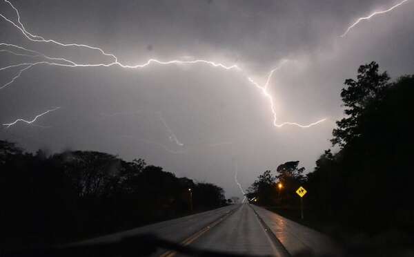 Meteorología: lluvias y tormentas marcan inicio de semana en Paraguay - Clima - ABC Color