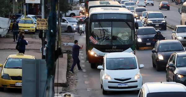 La Nación / El transporte público requiere de “reglas claras y previsibilidad”, afirma ministra
