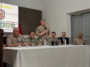 Generación Z: Policía solo reaccionó contra «vándalos que causaron desorden», aclara comandante