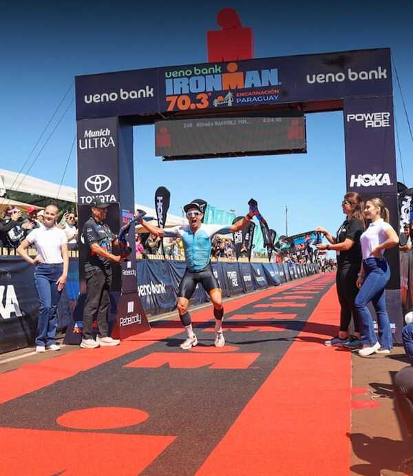 El paraguayo Alfredo Ramírez Pinho gana el Ironman 70.3 en Encarnación - La Tribuna