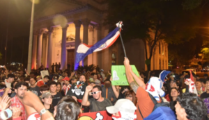 Manifestantes marcharon contra la corrupción