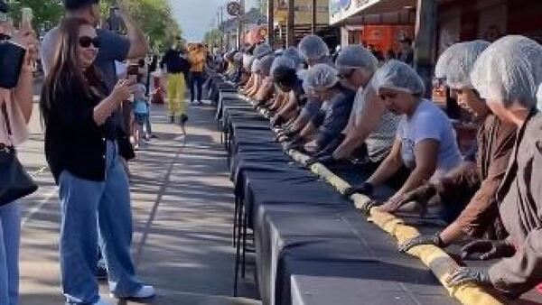 Prepararon unos 65 metros de lomito árabe en Encarnación