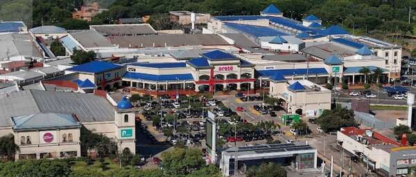 Pinedo Shopping: 13 años de innovación, expansión y liderazgo - Empresariales - ABC Color