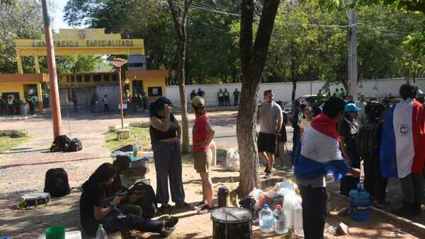 Manifestante atropellado por Linces relata que también le pegaron y robaron