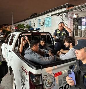 Jóvenes relatan persecución, golpizas y falta de información legal