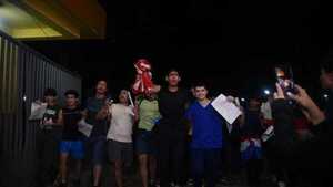 Bajo el grito de "Dictadura nunca más", manifestantes recuperan su libertad