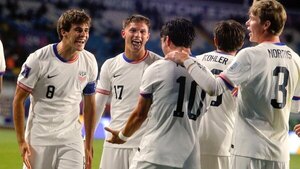 Versus / Estados Unidos destroza a la debutante Nueva Caledonia