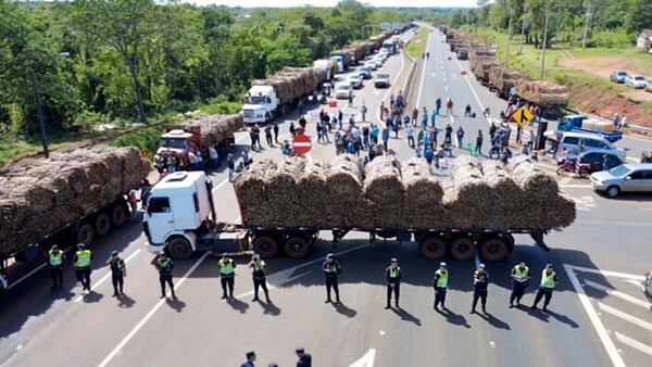 Cañicultores retoman hoy con nuevos cierres de rutas