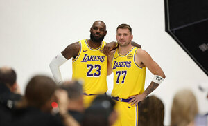 Versus / LeBron afronta "emocionado" su temporada 23: "No sé cuándo será el final"
