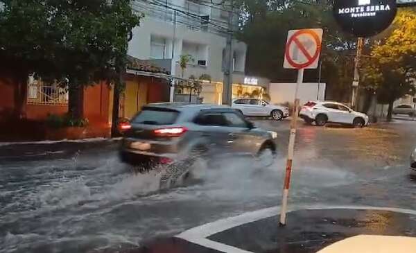 Video: raudales peligrosos en zona de obras inconclusas de “Nenecho”  - Nacionales - ABC Color