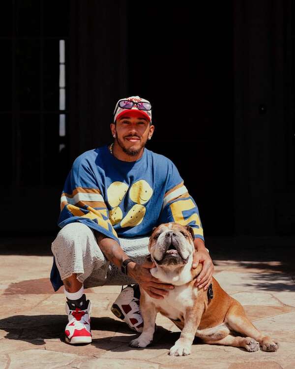 Lewis Hamilton está triste, falleció su fiel amigo Roscoe - Gente - ABC Color
