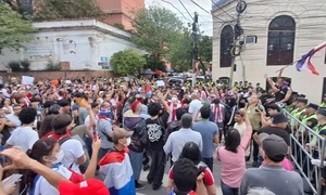 Filizzola denuncia espionaje ilegal de la Policía Nacional contra manifestantes - OviedoPress