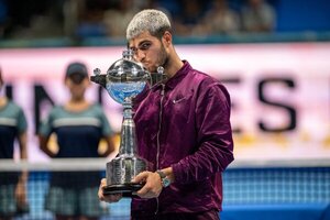 Alcaraz vence a Fritz y conquista Tokio, su octavo título del 2025