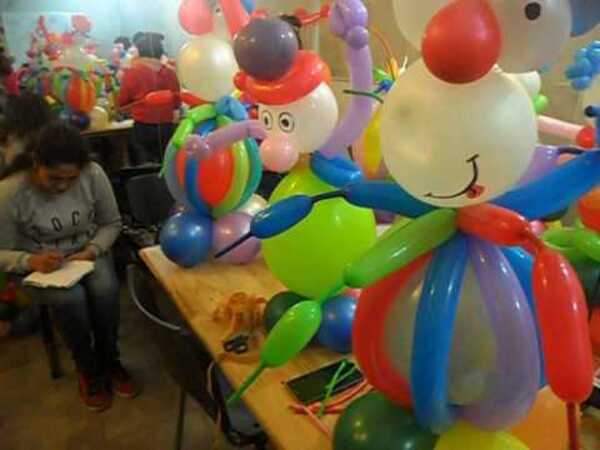 Centro de Participación Vecinal de San Pedro habilita cursos de globología y decoración con telas
