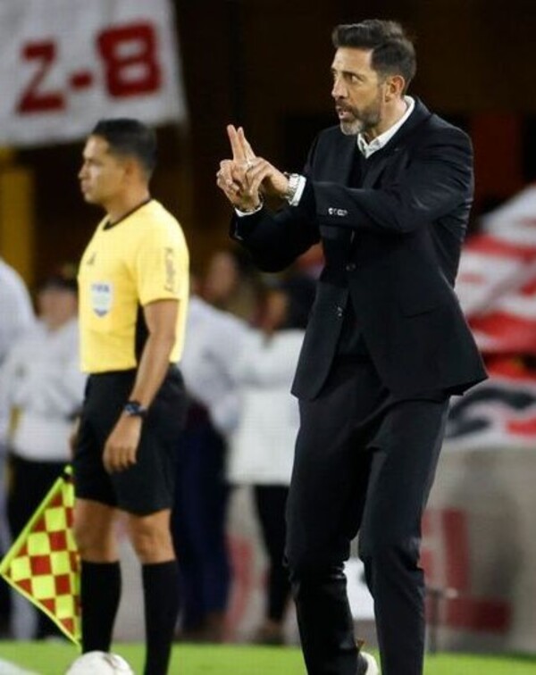 Cerro presentó a su nuevo técnico, Jorge Bava que espera levantar dos copas en diciembre - La Tribuna