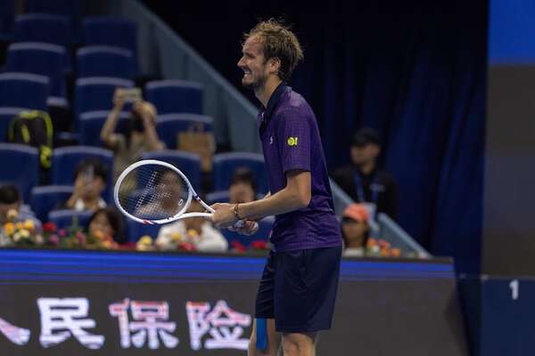 ATP admite error por sanción a Medvedev - Fútbol - ABC Color