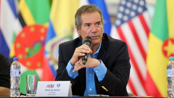 Neven Ilic destaca la infraestructura deportiva "envidiable" de Paraguay