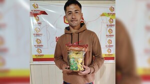 Un pandulce es el premio al mejor jugador del 2025 de la Liga Ka'arendy de Fútbol