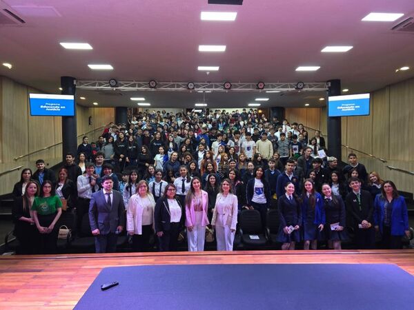 Cierre del Programa Educando en Justicia en el Departamento de Itapúa