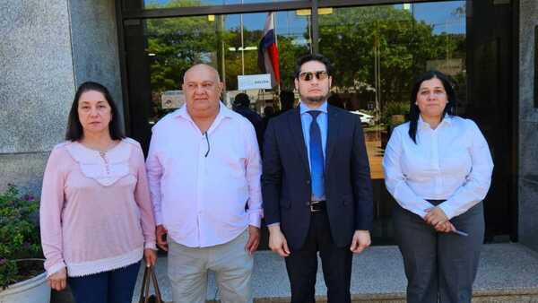 Dan condena de 4 y 2 años por invadir dos fincas en Areguá y destruir todo