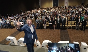 El ourensano Eladio Jardón clausura el mayor congreso de ingeniería biomédica de México - OviedoPress