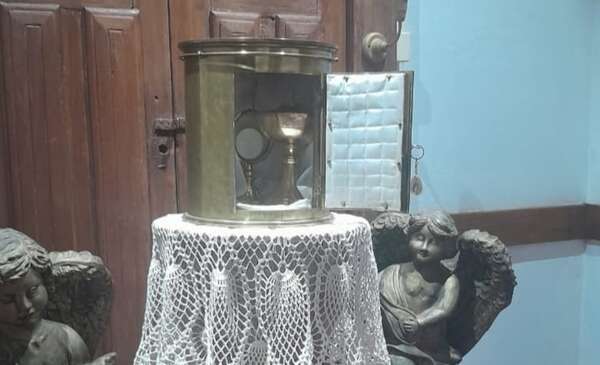 Delincuentes profanan y roban en el templo de Ypané, junto a la Comisaría 23 Central - Nacionales - ABC Color