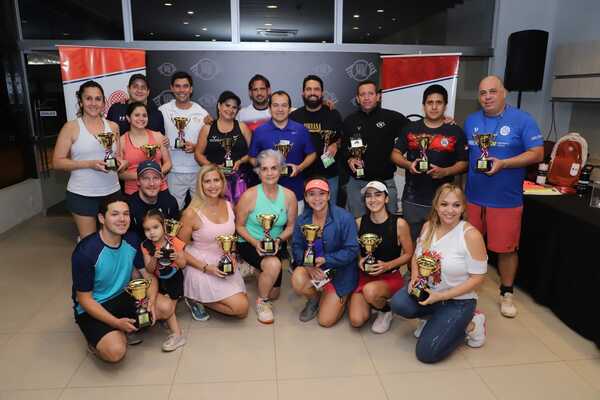 Se celebró en el CIT otra edición del Weekend de dobles mixtos - La Tribuna