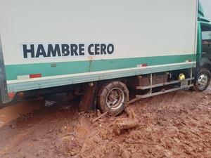 Torrencial lluvia dejó caminos  intransitables y comunidades aisladas en Caaguazú y Alto Paraná