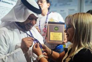 Príncipe de Arabia premia el proyecto de los genios del CNL •