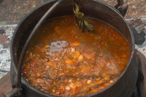 Octubre y el Joparã: tradición guaraní que vence la escasez