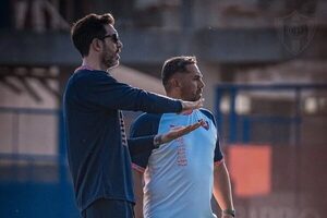 Versus / Lo que dijo Bava sobre la inclusión de Jorge Achucarro en su cuerpo técnico