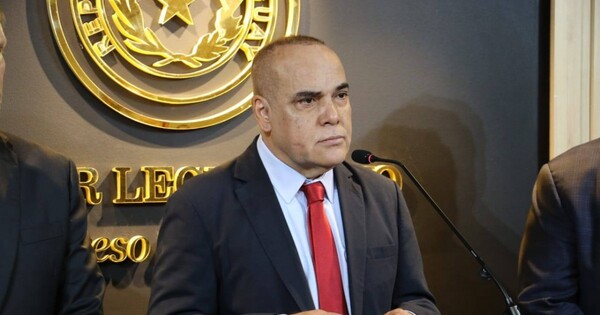 Bachi se adelanta a la Contraloría y pide auditar las donaciones de Taiwán al Congreso