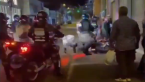 ¿Y la piedra? Video desmiente versión policial sobre atropello a escritora en marcha de Gen Z